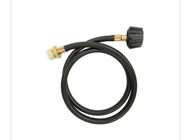 Lot 96-163123 - Universal 4 ft. Hose with Adaptor Unused