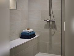 Lot 96-210582 - undefined