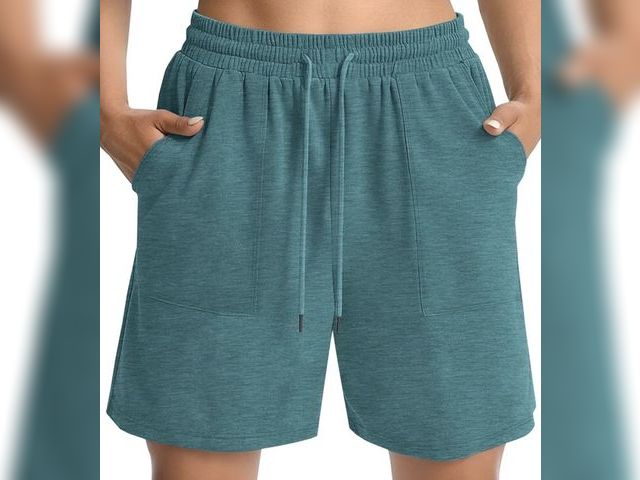 Lot 96-233061 - MOSHU Womens Cotton Shorts Drawstring Waist Sweat Shorts for Women Summer Casual Shorts with Pockets...