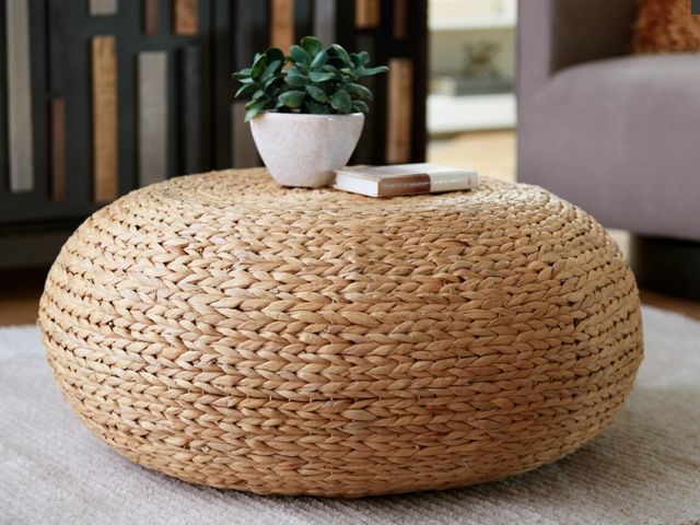 Lot 96-188276 - Ashley Furniture Galice Woven Coffee Table
MSRP $219.99
New