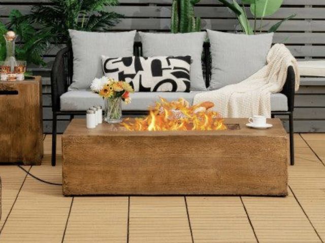 Lot 96-225594 - Costway 48" x 27" 50,000 BTU Outdoor Gas Fire Pit Table with Lava Rocks and Cover
MSRP $504
New