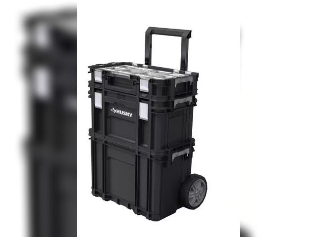 Lot 96-188929 - Husky 22 in. Connect Rolling System Tool Box Unused, wheels not working