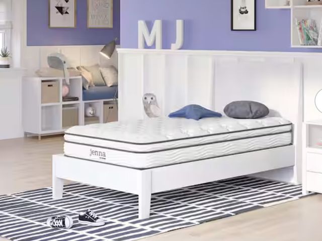 Lot 96-232366 - MODWAY Jenna 8in. Medium Innerspring Pillow Top Narrow Twin Mattress New MSRP $117