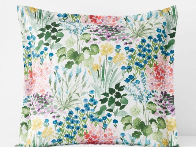 Lot 96-166639 - The Company Store
Company Cotton Flower Garden Ivory Multi Cotton Percale Euro Sham
New