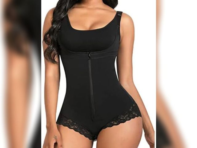 Lot 96-191147 - Waist Trainer Bodysuit Shapeware Zipper
style differs slightly from image 
Size Large 
lightly used