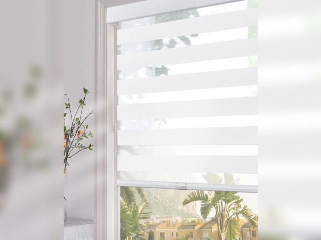 Lot 96-179081 - Persilux Cordless Zebra Blinds for Windows (18" W x 47" H, White) Light Filtering Zebra Shades for I...