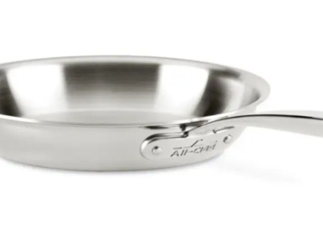 Lot 96-173846 - Stainless Everyday 3-ply Bonded Cookware; Skillet; 10.5 inch
New 
Msrp $149.99