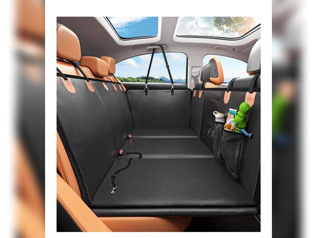 Lot 96-163934 - Back Seat Extender for Dogs, Waterproof Dog Car Seat Cover for Back Seat with Hard Bottom, 2025 Upgr...