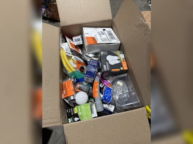 Lot 96-180232 - Mixed Box of Miscellaneous Home Depot Items