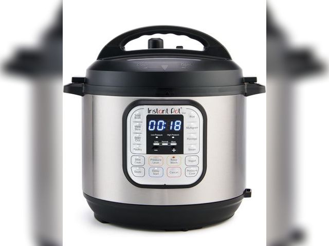Lot 96-183727 - Instant Pot Duo 7-in-1 Electric Pressure Cooker, Slow Cooker, Rice, Steamer, Sauté, Yogurt Maker, Wa...