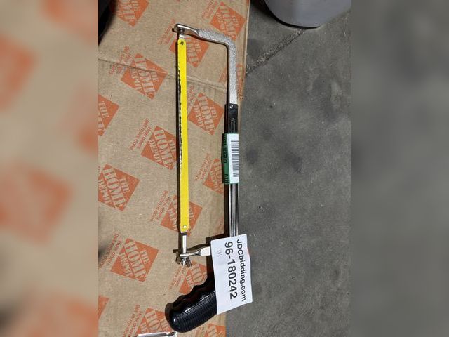 Lot 96-180242 - Anvil 10 in. Hack Saw with Plastic Handle

Appears lightly used
