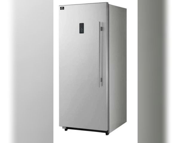 Lot 96-226332 - Forno Fortezza FFFFD1738-28LS 28″ Built-In Left-Swing Freezer, Stainless Steel, 13.6 Cu. Ft., Total ...