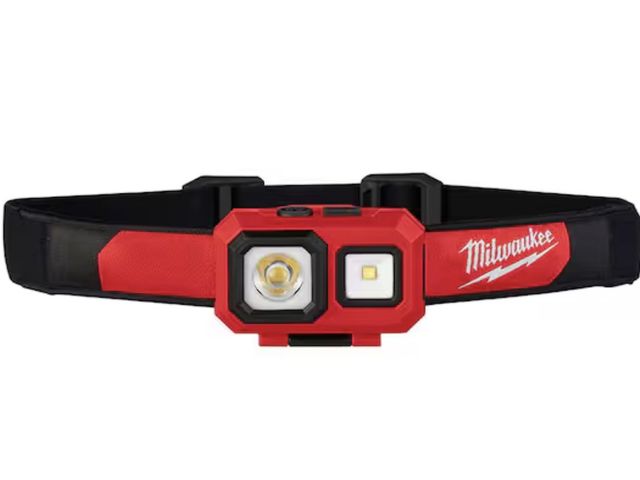 Lot 96-211936 - Milwaukee 450 Lumens LED Spot/Flood Headlamp

New