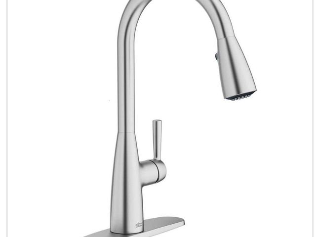 Lot 96-209785 - American Standard Fairbury 2S Single-Handle Pull-Down Sprayer Kitchen Faucet in Stainless Steel MSRP...