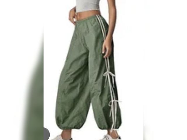 Lot 96-233122 - Women’s Tie Up Parachute Style Pants  New Size XS