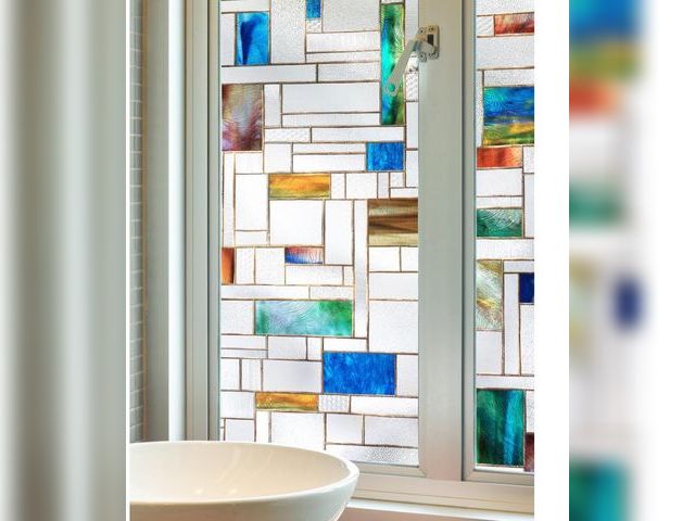 Lot 96-162373 - Artscape Sunset 24 in. W x 36 in. L Window Film

New