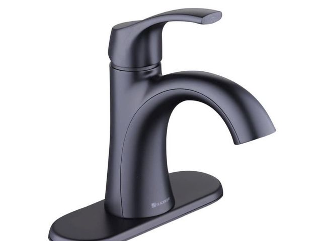 Lot 96-211965 - Glacier BaynArnette Single Handle Single Hole Bathroom Faucet in
Matte Black Unused