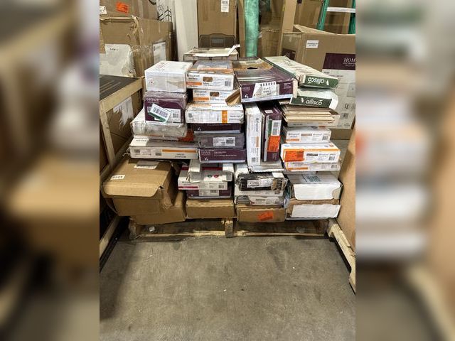Lot 96-170677 - Full Pallet of mixed vinyl and laminate flooring. Some may be singles, some may have 2-3 boxes. Mixe...