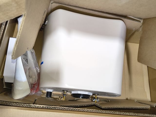 Lot 96-214073 - Glacier Bay
12 in. Rough In Two-Piece 1.28 GPF Single Flush Round Toilet in Biscuit, Seat Included
N...