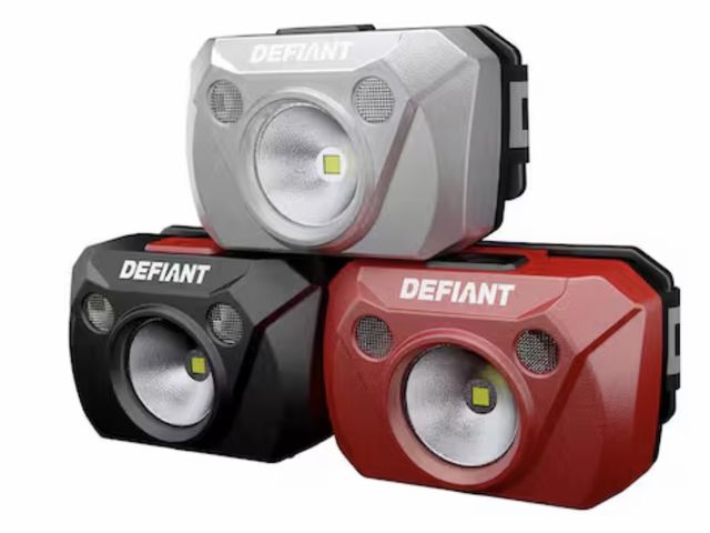 Lot 96-212137 - Defiant
200 Lumens Headlight (3-Pack
New