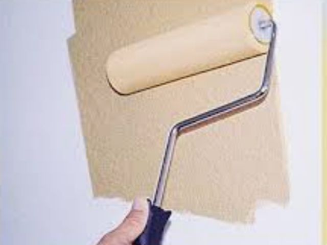 Lot 96-180181 - Mini paint roller with a 4-inch woven cover
New