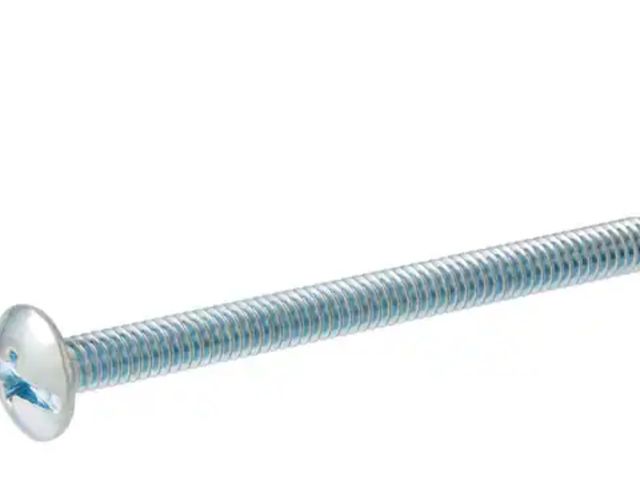 Lot 96-165674 - Everbilt #8-32 x 1-1/2 in. Combo Truss Head Zinc Plated Machine Screw (100-Pack) New