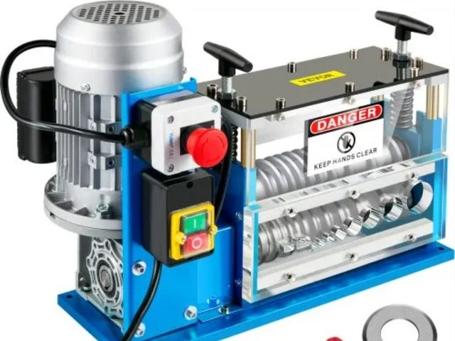 Lot 96-166383 - VEVOR Electric Wire Stripping Machine, 1.5-40 mm Automatic Wire Stripping Machine, Cable Stripping M...