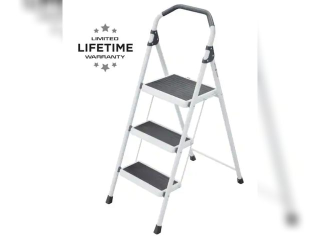 Lot 96-179602 - Gorilla Ladders
3-Step Steel Lightweight Step Stool Ladder 225 lbs. Load Capacity Type II Duty Ratin...