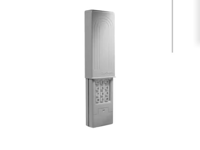 Lot 96-164919 - Chamberlain 
Universal Wireless Garage Door Keypad new