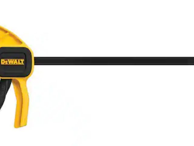 Lot 96-Q192002 - DEWALT
12 in. 100 lbs. Trigger Clamp with 2.43 in. Throat Depth
New