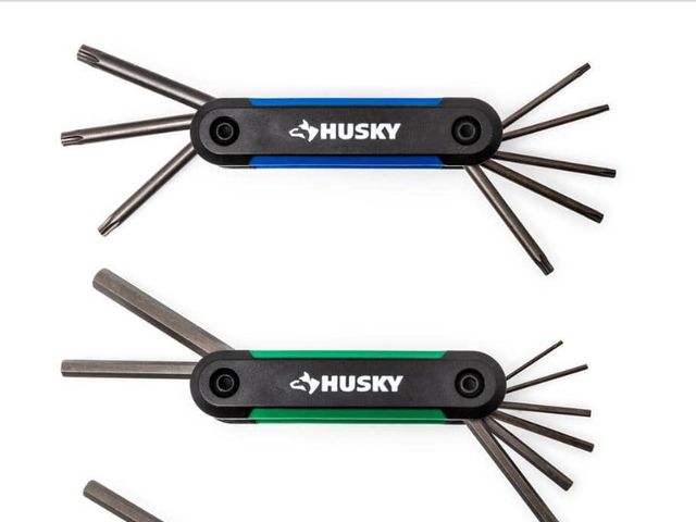 Lot 96-173486 - Husky Folding Hex Key Set
New. Only has 2