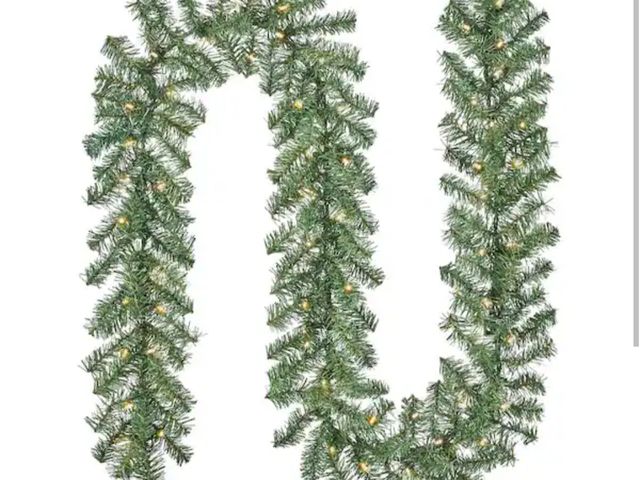 Lot 96-191681 - Home Accents Holiday 
9 ft. Kingston Fir LED Pre-Lit Artificial Garland New