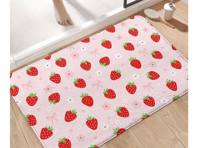 Lot 96-171146 - Strawberry Bath Mat

New. Actual item varies slightly from stock photo