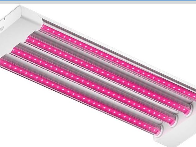 Lot 96-187534 - Good Earth Lighting 24-in 4-Light, 69-Watt Red Spectrum LED Grow Light, 92 PAR/PPF, Auto On/Off Time...
