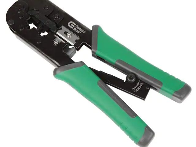 Lot 96-165415 - Commercial Electric
Ratchet Modular Plug Crimper
New