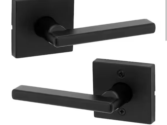 Lot 96-163209 - Kwikset Halifax Square Matte Black Hall/Closet Passage Door Handle New