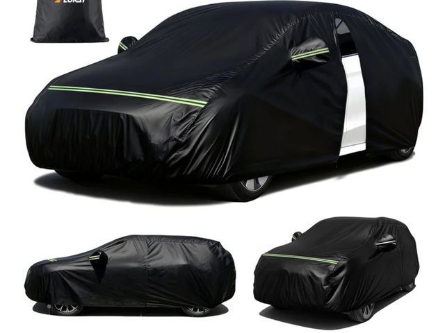 Lot 96-233255 - *Guessing* Waterproof All-Weather Car Cover with Zipper Door, Outdoor Full Coverage for Sedans &amp;...