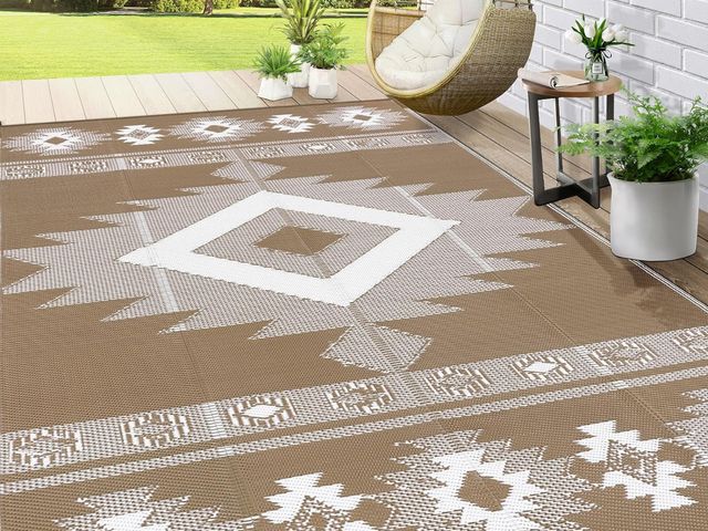 Lot 96-170227 - Outdoor Rug Approx. 9x12 ft for Patios Waterproof Reversible Plastic Straw Rug Patio Mat Clearance O...