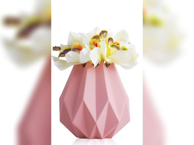 Lot 96-188589 - Ceramic Flower Pots Indoor Plant Pots Small Flower Pots ceramic modern vase (Pink)
New