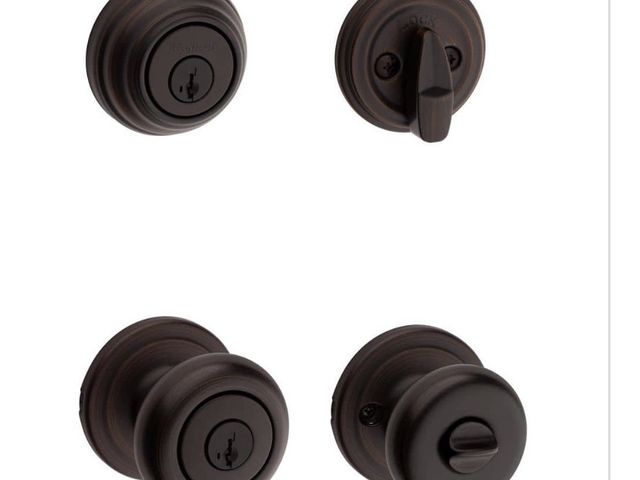 Lot 96-180714 - Kwikset Juno Venetian Bronze Exterior Entry Door Knob and Single Cylinder Deadbolt Combo Pack Featur...
