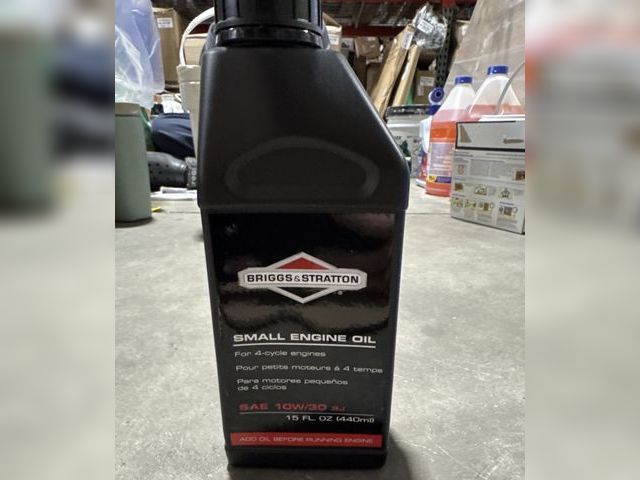 Lot 96-182271 - Briggs &amp; Stratton Small Engine Oil SAE 10W/30 

Appears to have a little missing