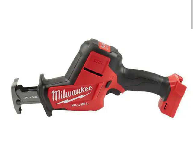 Lot 96-191915 - Milwaukee
M18 FUEL 18V Lithium-Ion Brushless Cordless HACKZALL Reciprocating Saw (Tool-Only) Used, w...