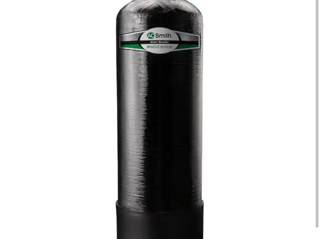 Lot 96-208661 - A.O. Smith Whole House Salt-Free Water Descaler System-Water Softener Alternative New MSRP $399