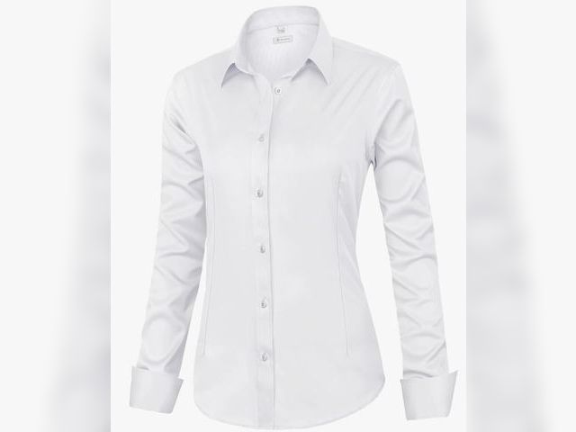 Lot 96-166535 - Womens Classic-Fit Dress Shirts Long Sleeve Button Down Size XXL

New