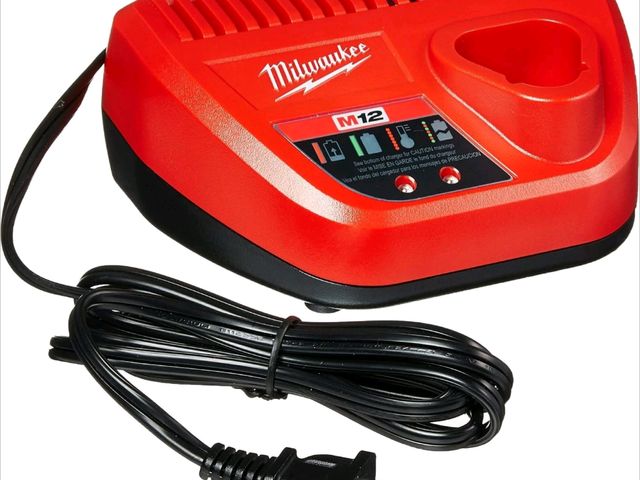 Lot 96-191700 - MILWAUKEE Battery Charger: Single-Port Charging, For 12V DC, 2 Ah Charged in 1-Hour, 120V AC Appears...