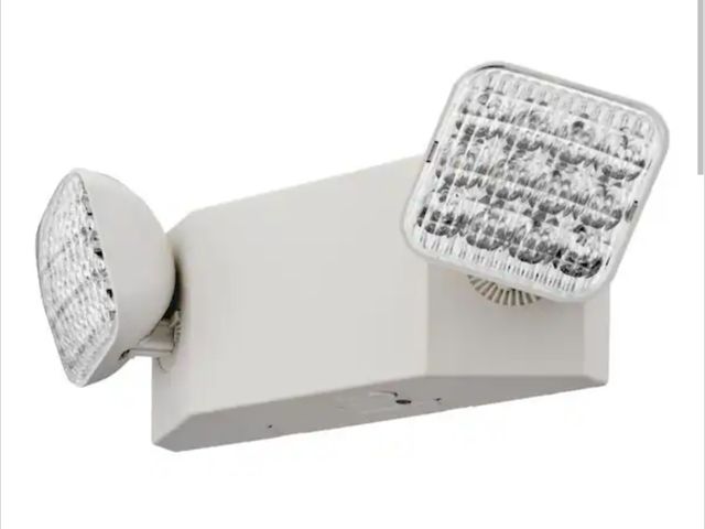 Lot 96-170487 - Lithonia Lighting 
Contractor Select EU2C 120/277-Volt Integrated LED White Emergency Light Fixture ...