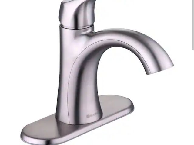 Lot 96-182472 - Glacier Bay Arnette Single Handle Single Hole Bathroom Faucet in Brushed Nickel New
