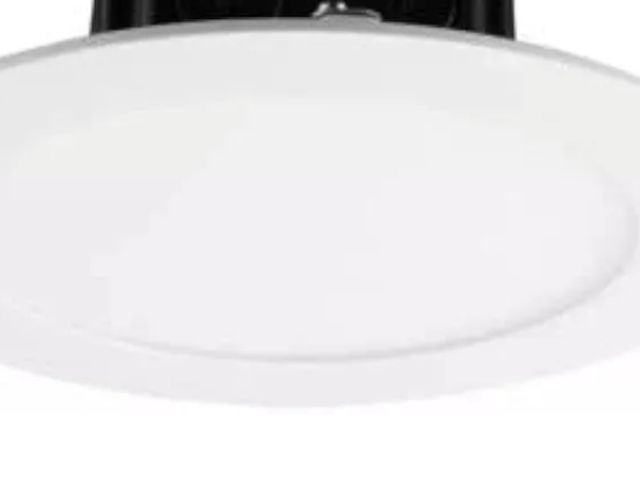 Lot 96-170498 - 4 Pack Commercial Electric
Ultra Slim Integrated LED 6 in Round Adj Color Temp Canless Recessed Ligh...