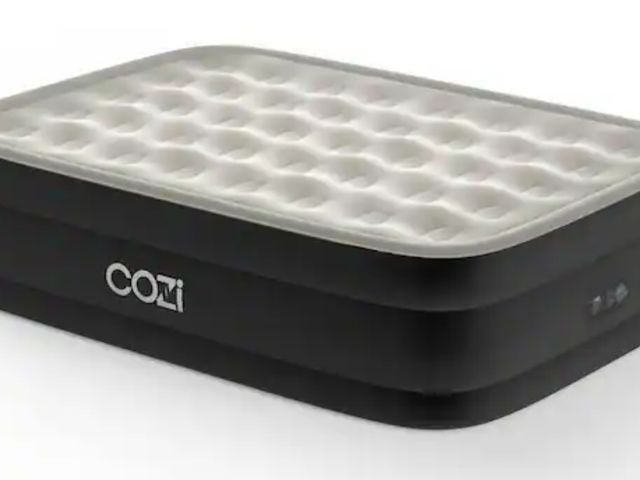 Lot 96-232402 - COZI Air Mattress 20 in. King Size  New  Exact model may vary from stock photo