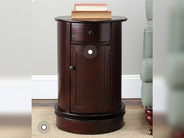 Lot 96-189043 - SAFAVIEH Tabitha Swivel Accent Table Dark Cherry
New 
MSRP $189.00